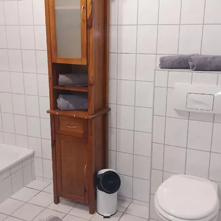 Kleine Mit Hund Apartment Lutow